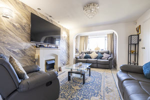 Lounge- click for photo gallery